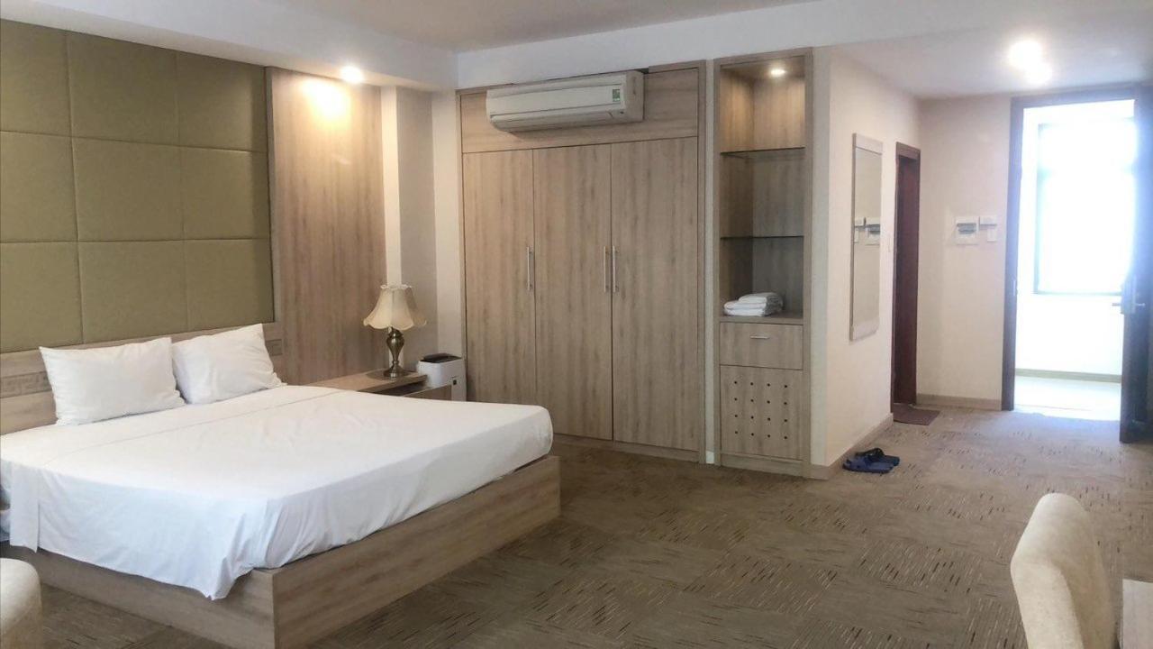 NguyẽN QuyèN Hotel Hanoi Exterior photo